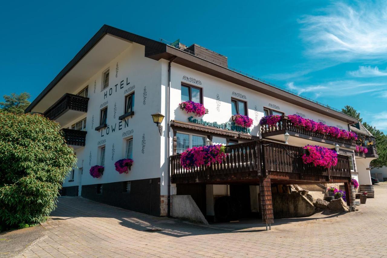 Landhotel Loewen Blumberg Εξωτερικό φωτογραφία