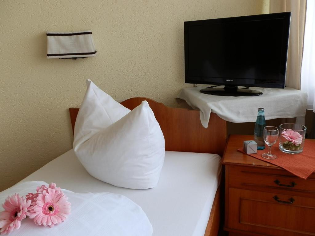 Landhotel Loewen Blumberg Εξωτερικό φωτογραφία